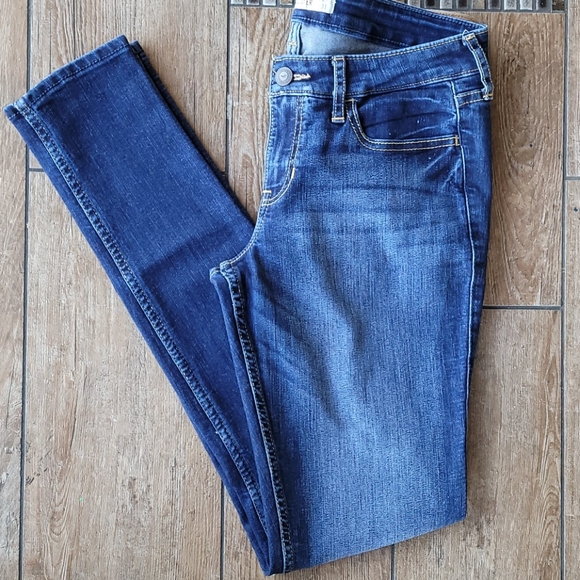 HOLLISTER SKINNY JEAN - Picture 8 of 9